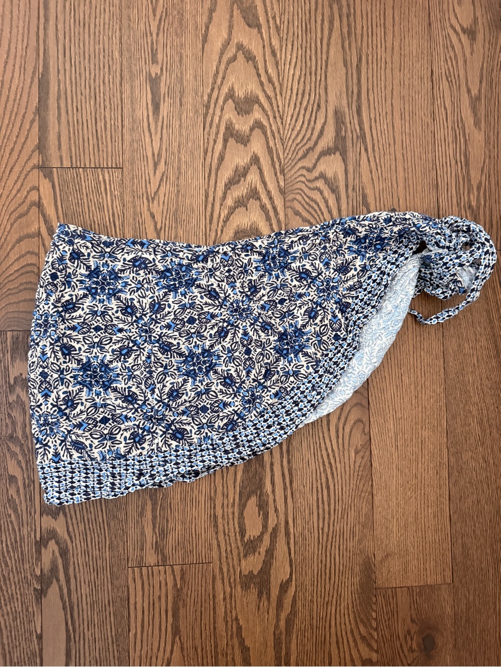 Zara Blue and White Floral Wrap Beach Pareo